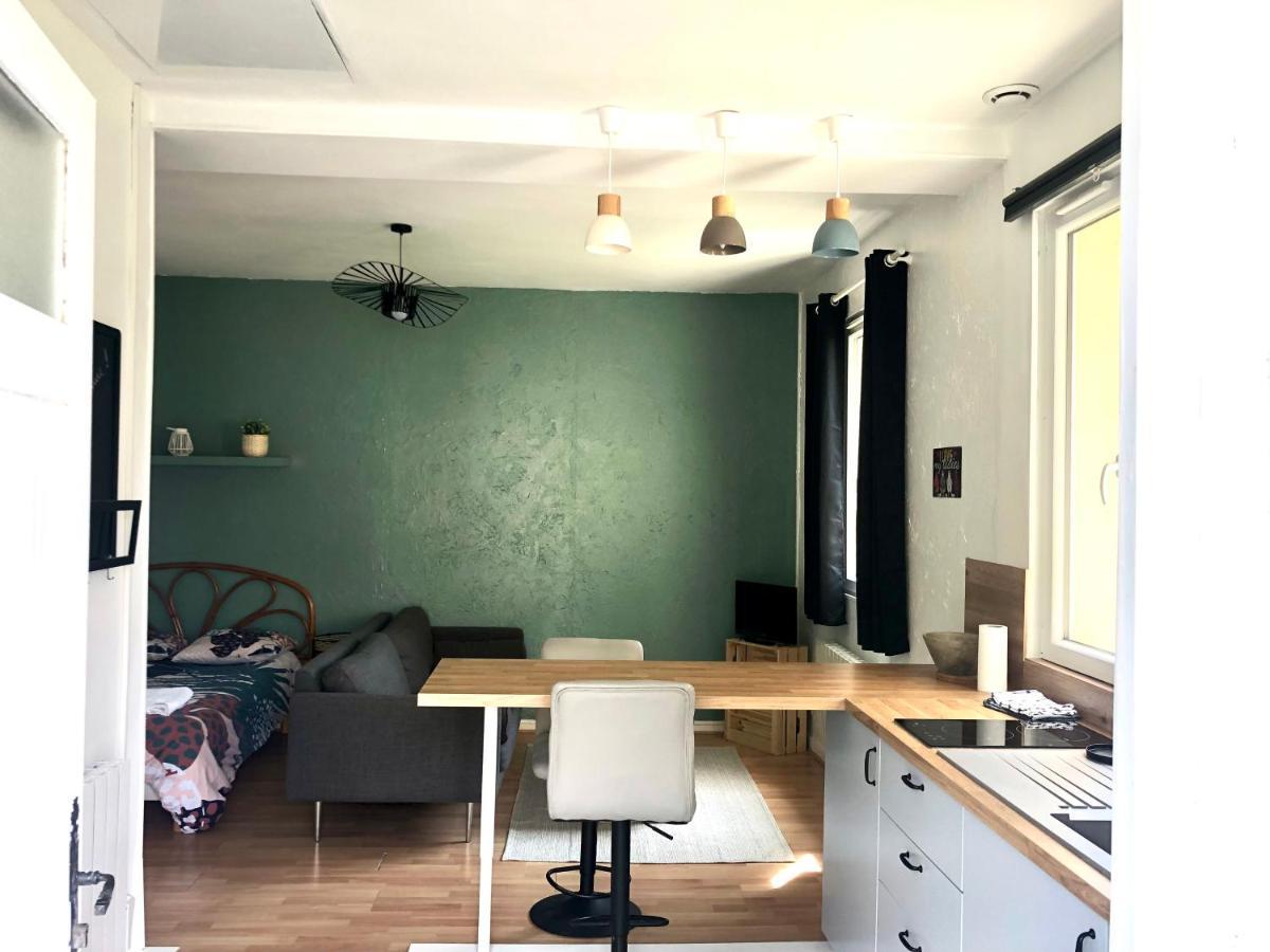 Les Gites De La Mare Saint-Manvieu-Norrey Exteriör bild